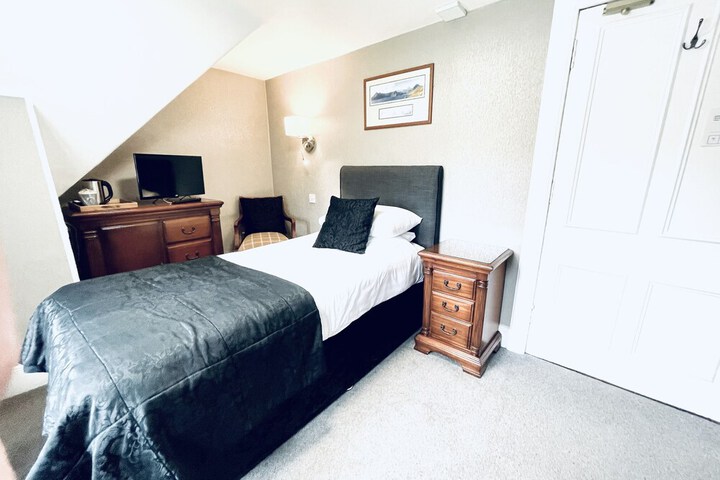 Room 30 of 54