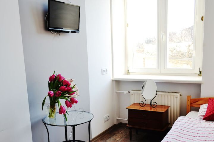 Room 41 of 76