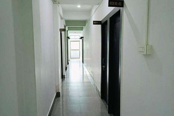 Room 19 of 37