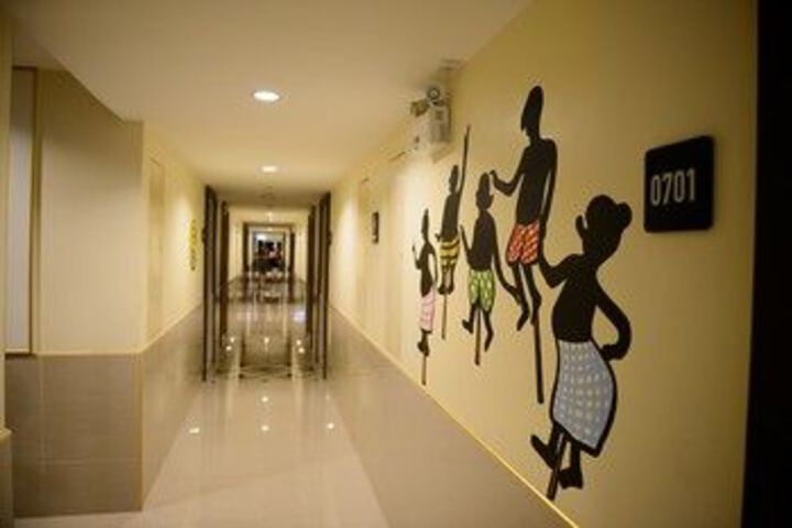 Ballroom/Hall 12 of 26