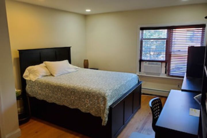 Room 22 of 87