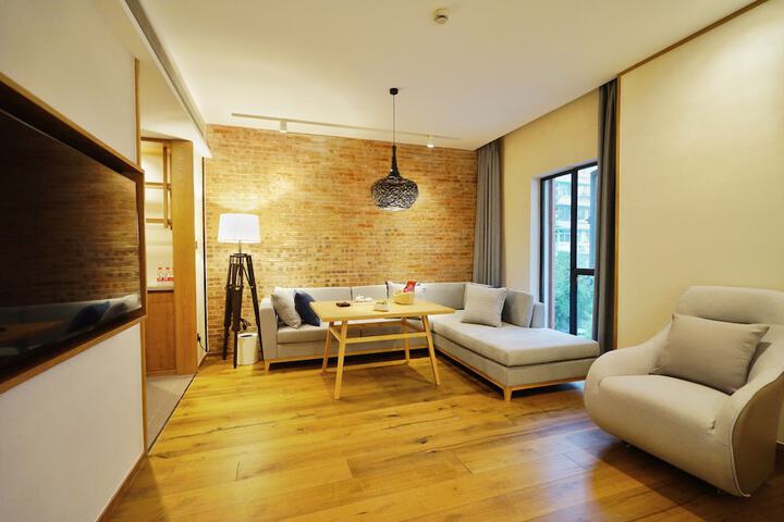 Room 4 of 45