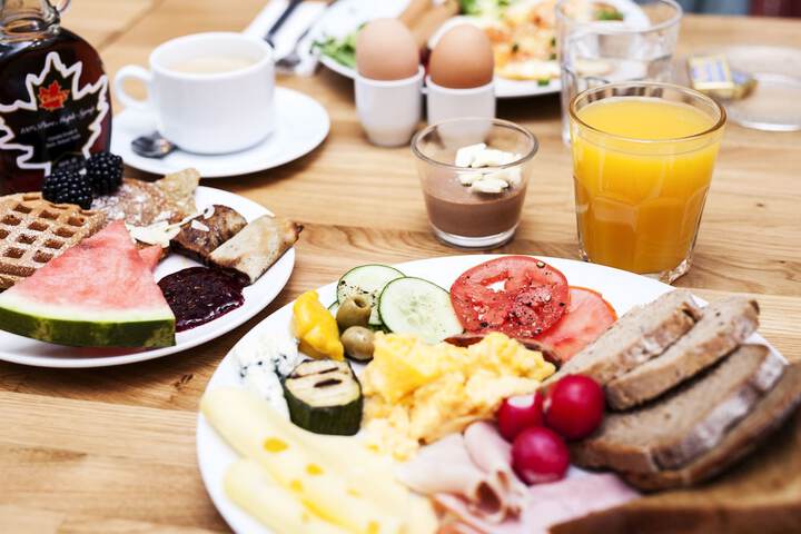 Breakfast/Coffee Service 62 of 94