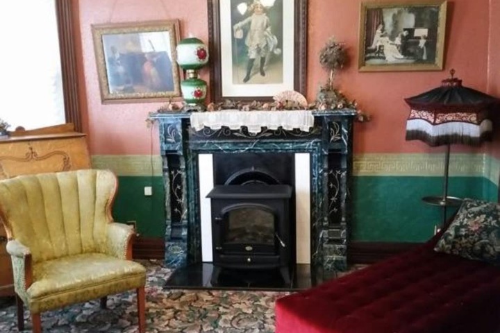 Room 7 of 26