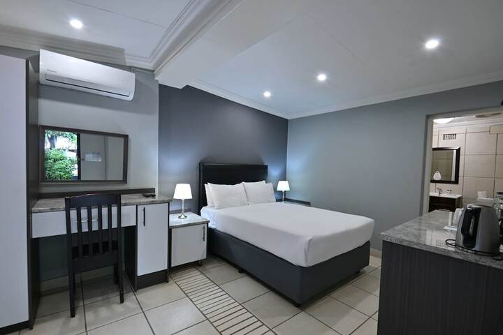 Room 15 of 69