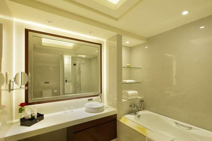 Room 20 of 35