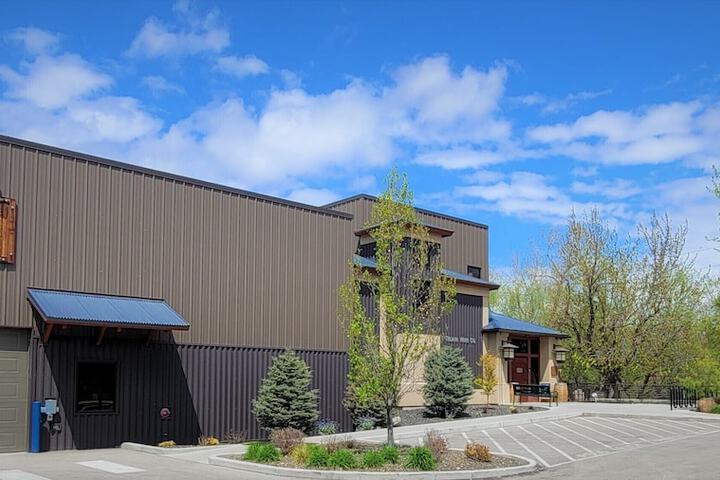 Tasting room