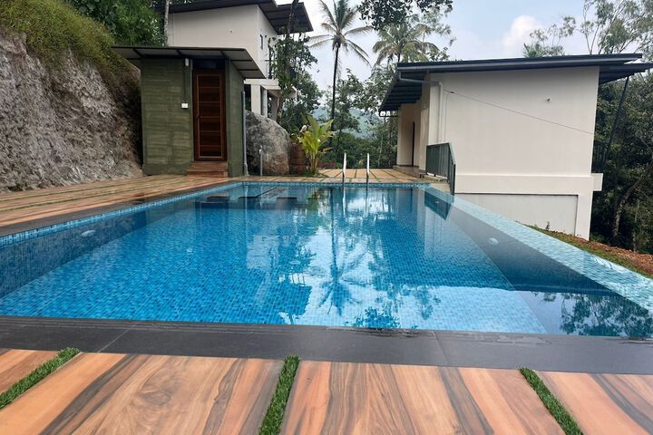 Pool 26 of 36