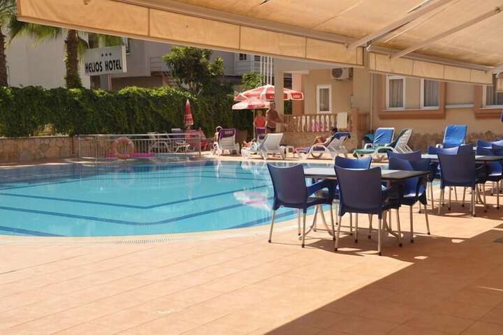 Pools & Facilities