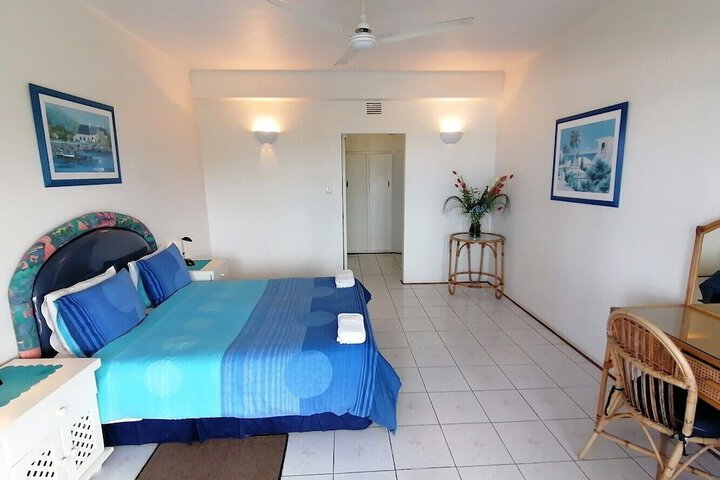 Room 3 of 28
