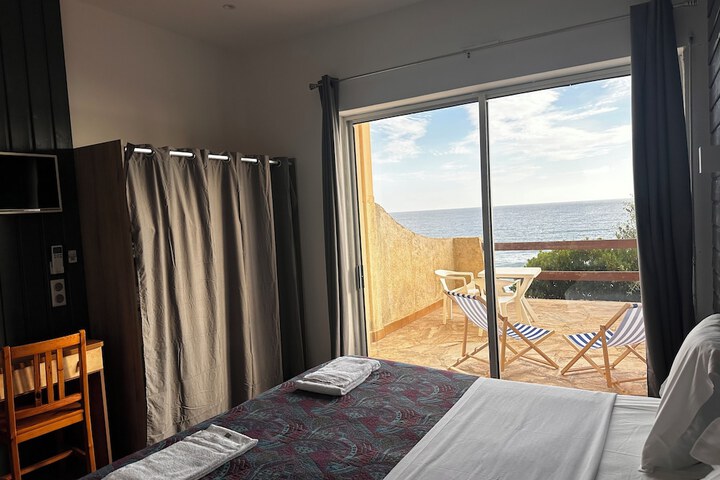 Room 4 of 36