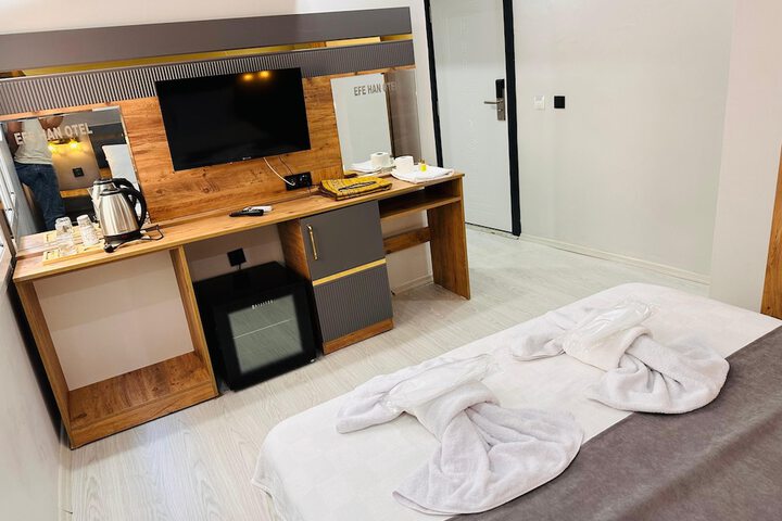 Room 5 of 21