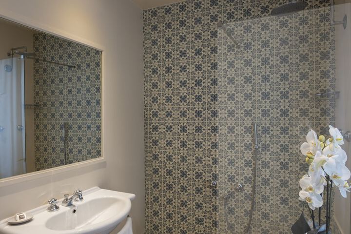 Bathroom Interior Photo