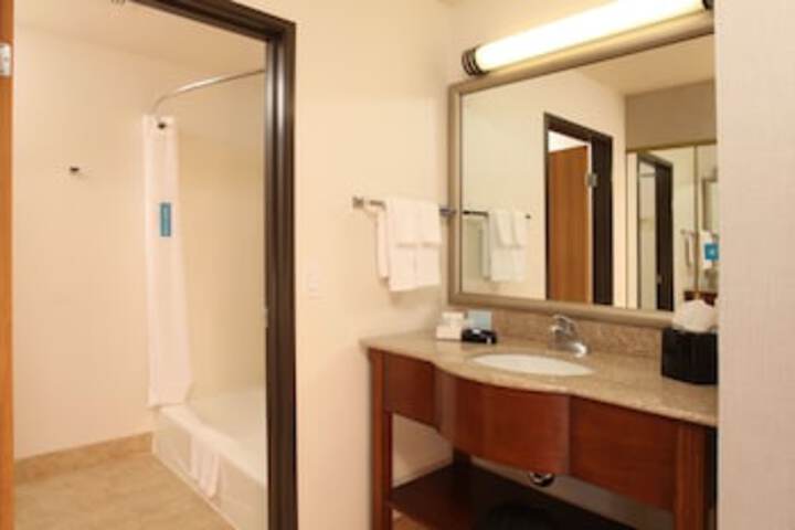 Room 145 of 261