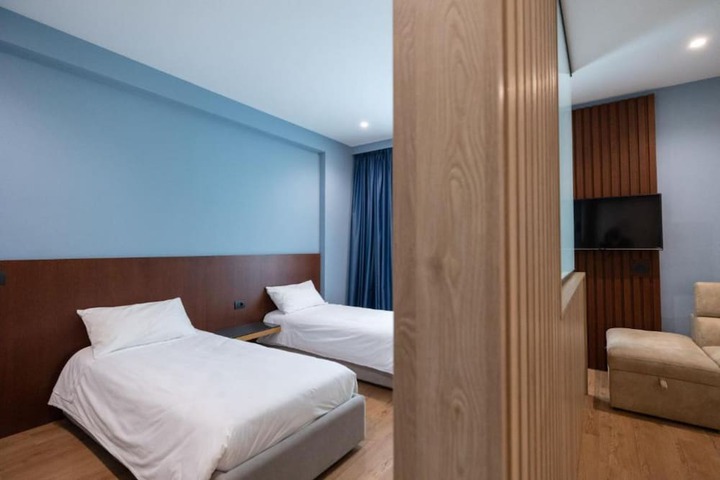 Room 29 of 52