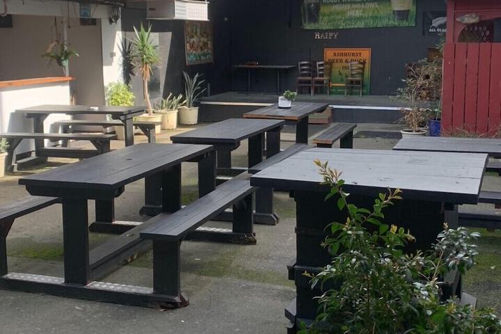 Terrace/Patio 4 of 8