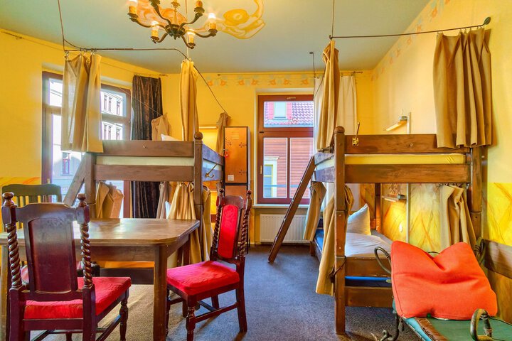 Room 21 of 69