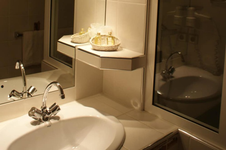 Bathroom Interior Photo