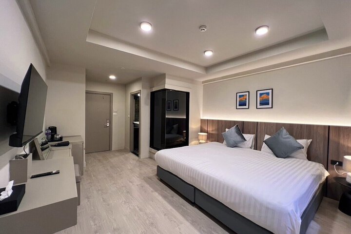 Room 19 of 49