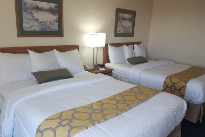 Room 13 of 68