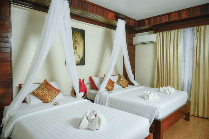 Room 16 of 53