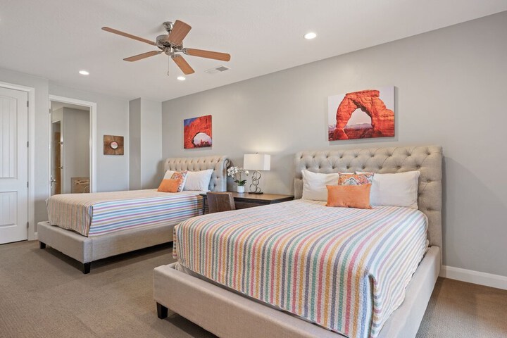 Room 4 of 47