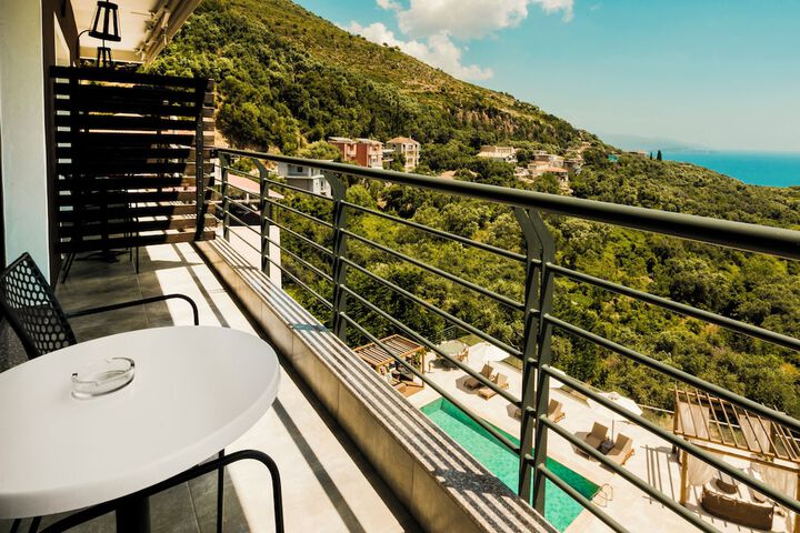 Terrace/Patio 52 of 97