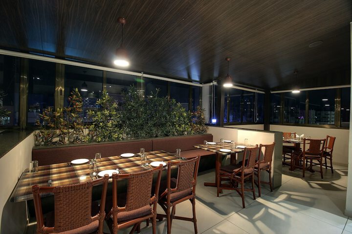 Dining 42 of 67