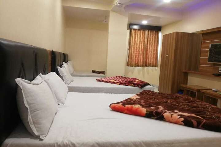 Room 18 of 54