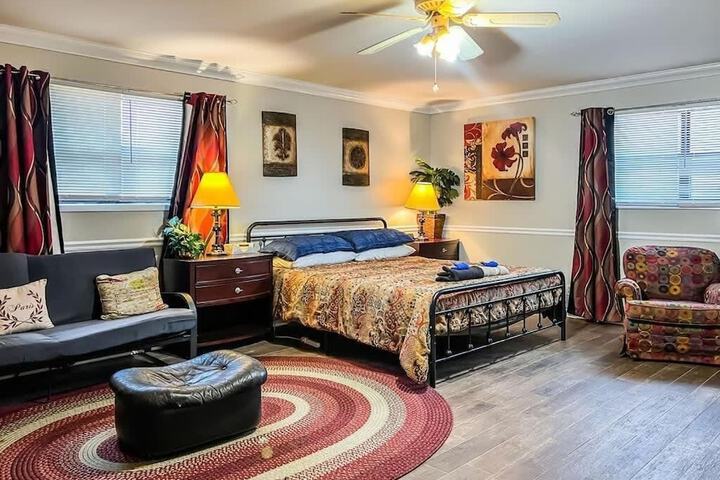 Room 11 of 42