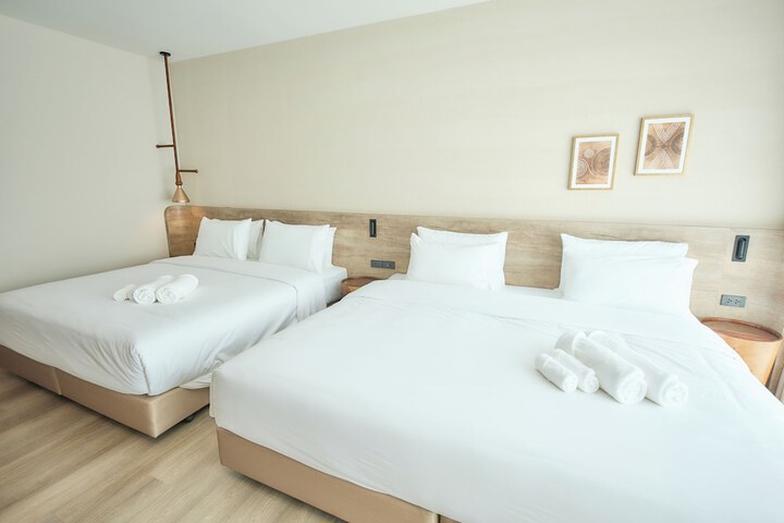 Room 15 of 39
