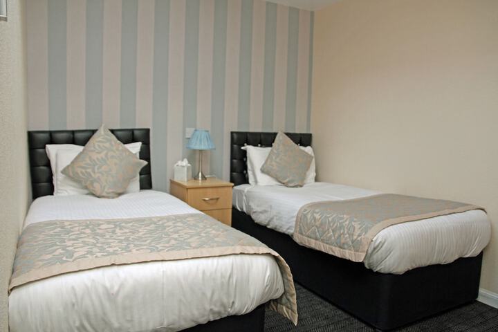 Room 15 of 42