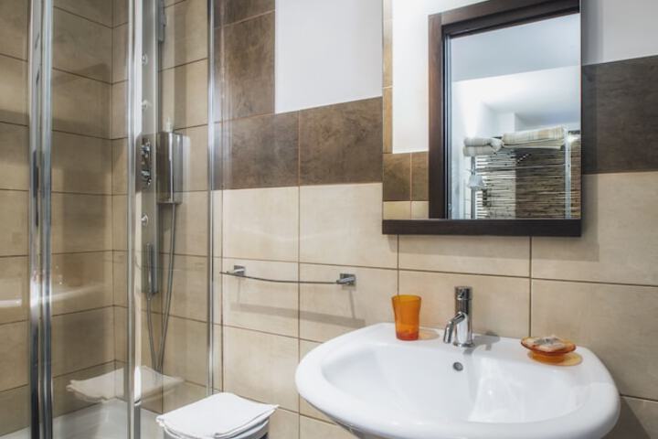 Clean Restrooms