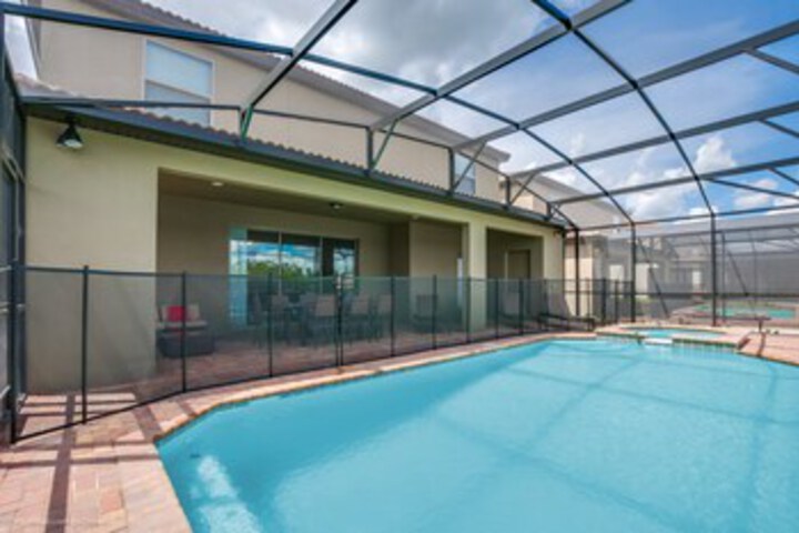 Pool 106 of 199