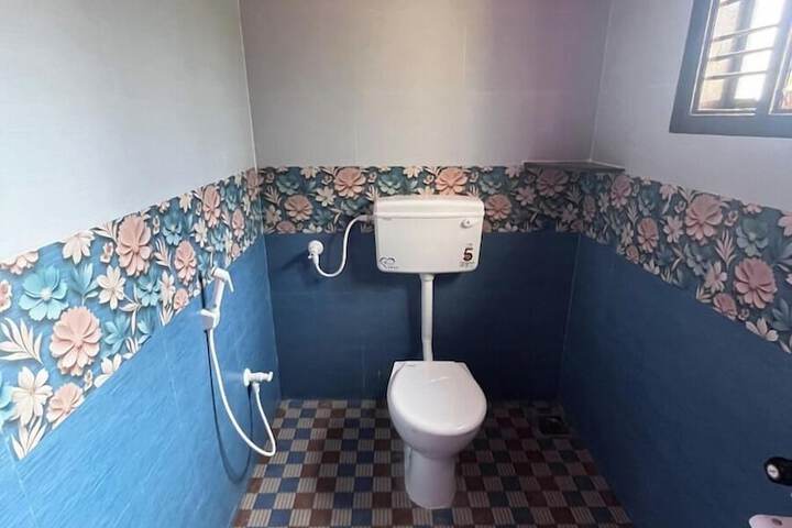 Room 13 of 15
