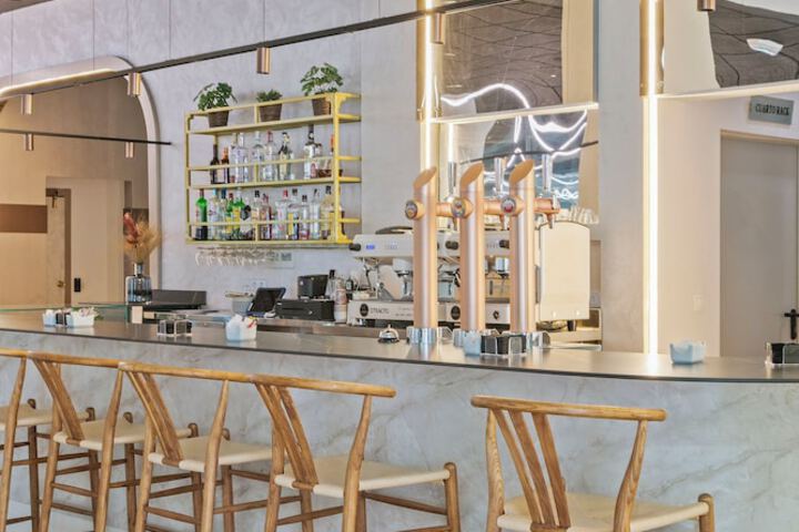 Breakfast/Coffee Service 90 of 119