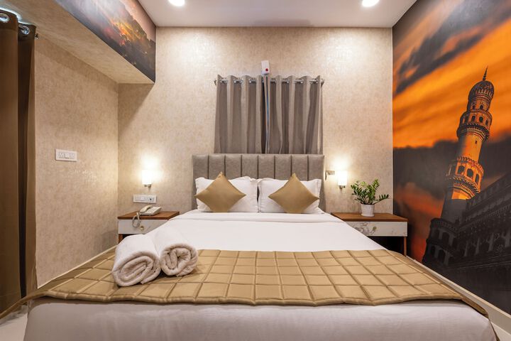 Room 7 of 15