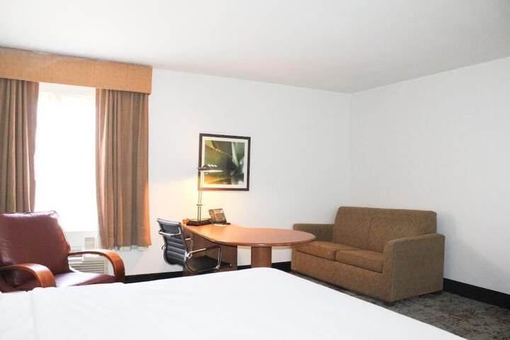 Room 17 of 29