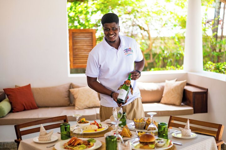 Dining 124 of 139