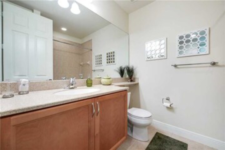 Room 2 of 22