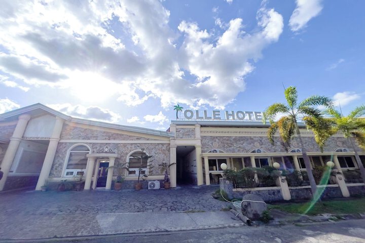 Hotel 66 of 68