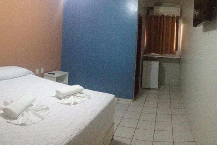 Room 6 of 52