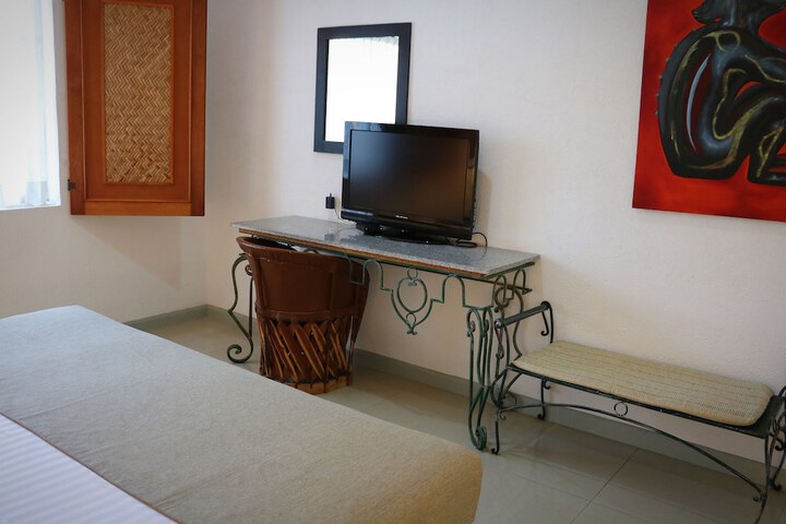 Room 10 of 51