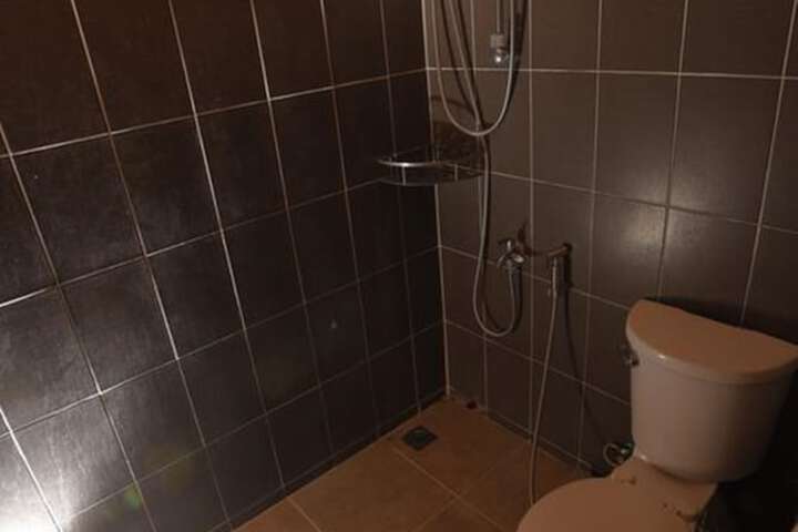 Room 15 of 29