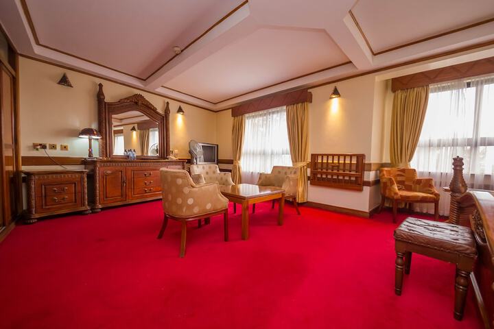 Room 44 of 174