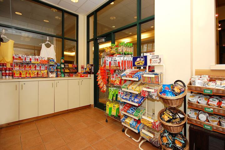 Gift shop