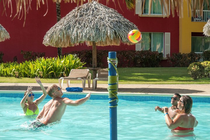 Pool 40 of 218