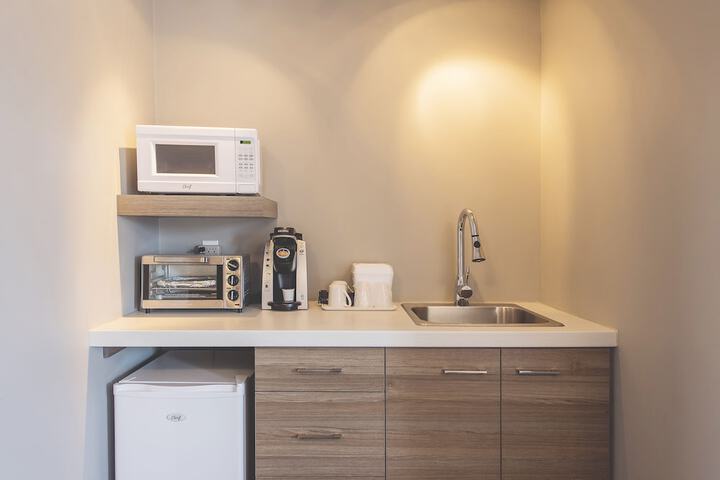 Private kitchenette