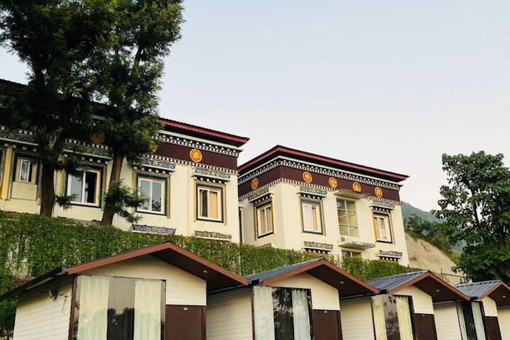 The Bluewind Resort in Dehradun