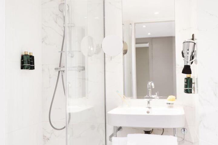 Bathroom Interior Photo